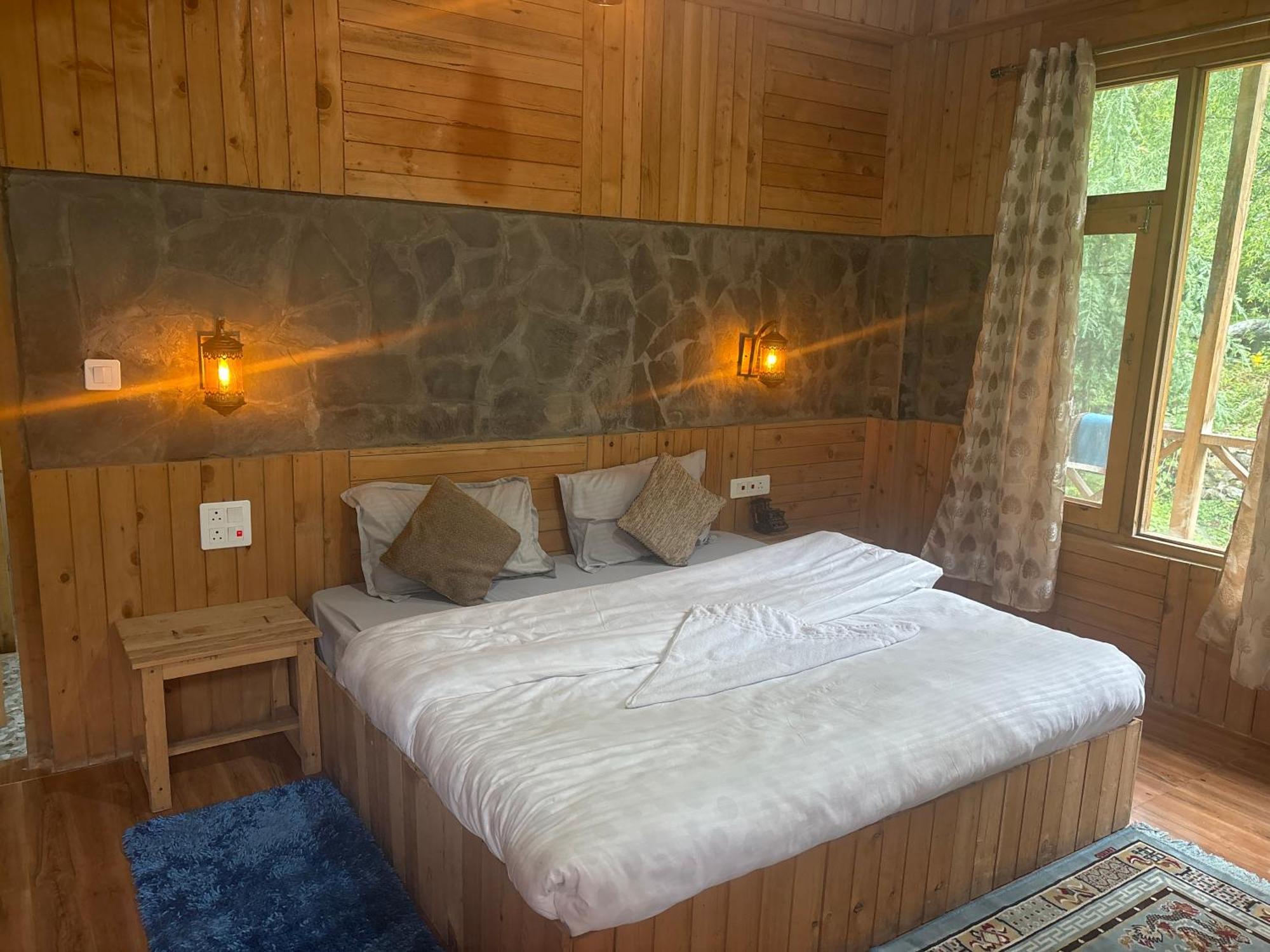The Cozy Cabin, Jibhi Banjār Dış mekan fotoğraf